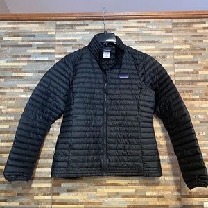 Patagonia Womens Medium Black Down